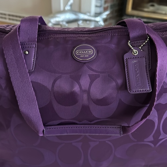 The Coach Getaway Signature Nylon Packable Weekender Tote - Amethyst - Picture 4 of 16